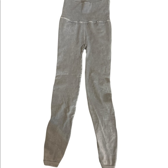 Gray Free People High Rise 7/8 Good Karma Leggings, xs/s NWOT - Picture 2 of 6